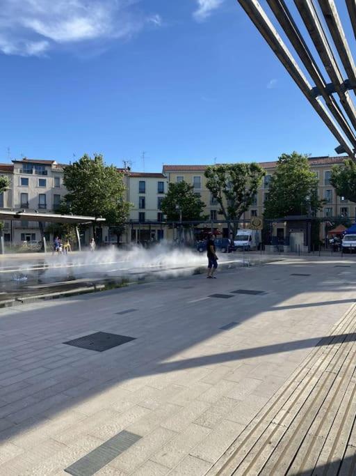 شقة Les Balences - Jolie Studio Place Jean Jaures Beziers -Wifi المظهر الخارجي الصورة